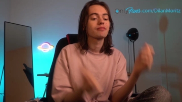 Dilanmoritz  14-11-2021 video schoolgirl